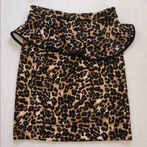 High waisted peplum body con cheetah skirt.